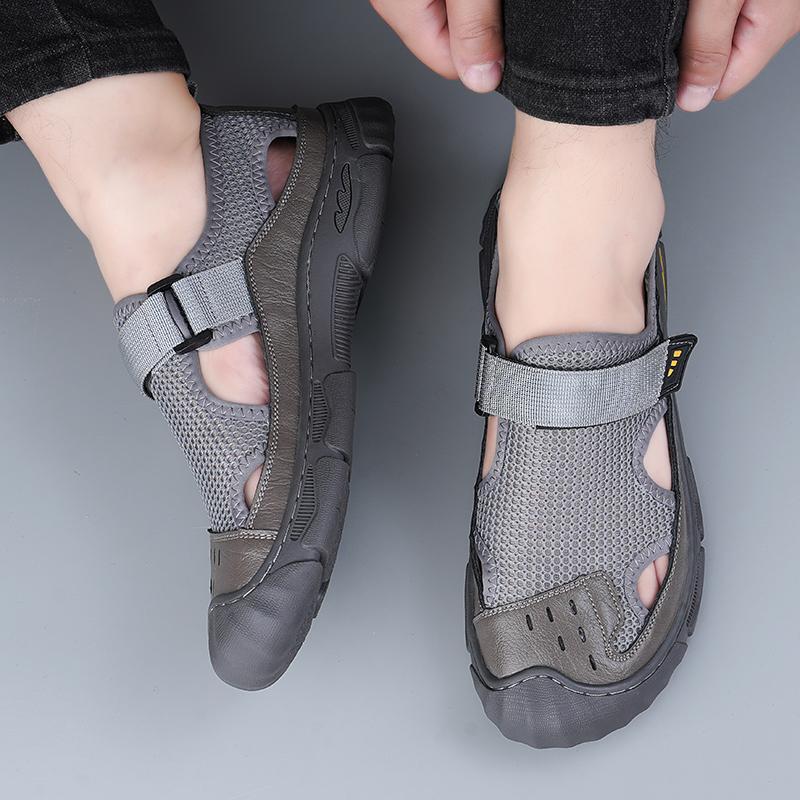 Fashion Breathable Mesh Footwear Outdoor Leisure Hollow Out Sandals Hand-stitching Men's Beach Flats Summer New Fashion Male Sandals