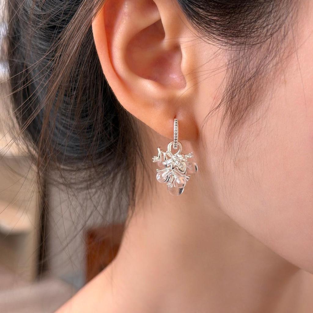 Elegant Summer Dew Grape Hoop Earrings - Unique, High-End, Stunning Design (2026)