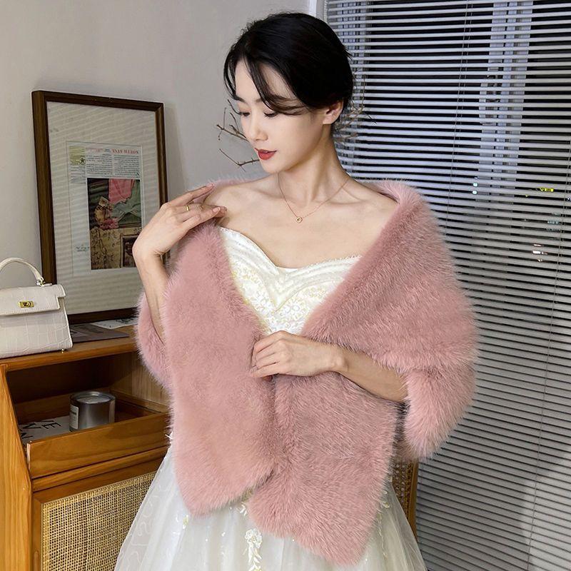 Versatile Faux Fur Cheongsam Shawl - Autumn/winter Cape for Stage Performances Evening Events Weddings and Formal Occasions