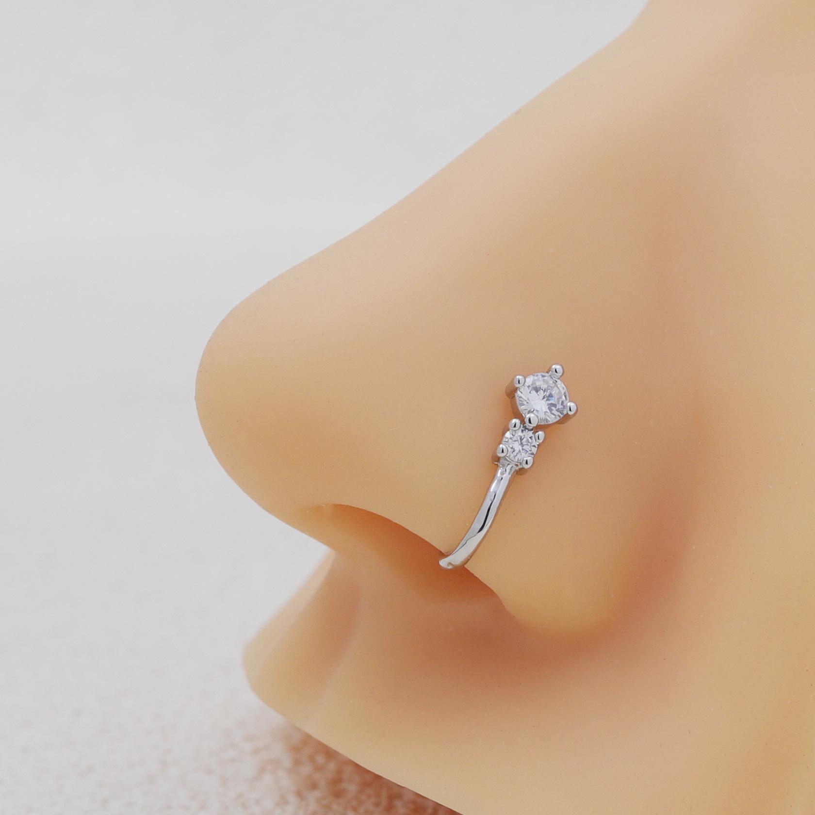 Elegant Rhinestone Geometric U-Shaped Non-Piercing Nose Clip for Women