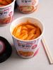 Yopokki Tteokbokki Carbonara Picante Bolo de Arroz Instantâneo Coreano 120g