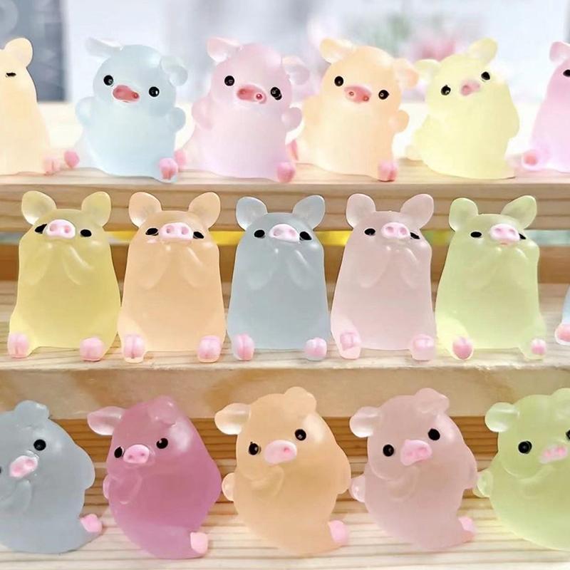 1/5Pcs Mini Luminous Piggy Decor Car Dashboard Home Ornaments Diy Accessories