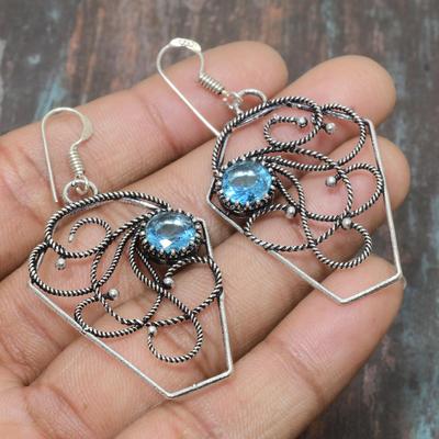 Wunderschöner handgefertigter Schweizer Blautopas-Edelstein-Schmuckohrring aus 925er Sterlingsilber