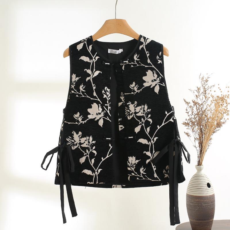 Jacquard disc buckle round neck vest women's retro embroidery outer literary vest year-round daily wear