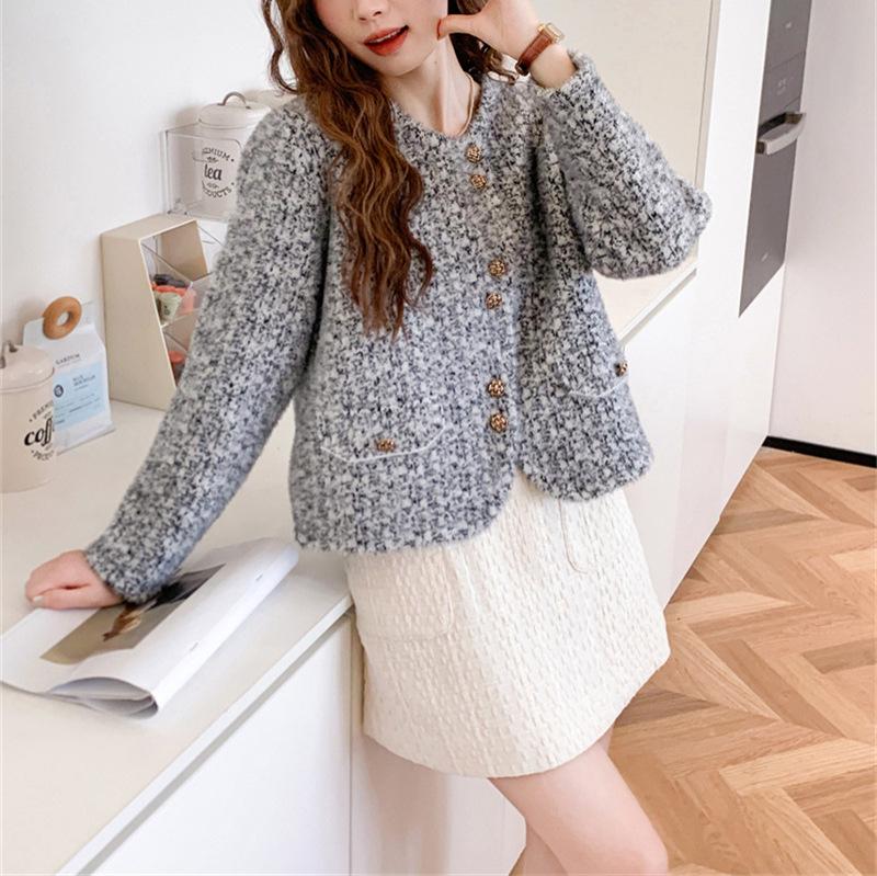 2024 Autumn/Winter Women's Faux Mink Coat: Chic, Versatile, Short Sweater-Style with Fragrance-Inspired Design