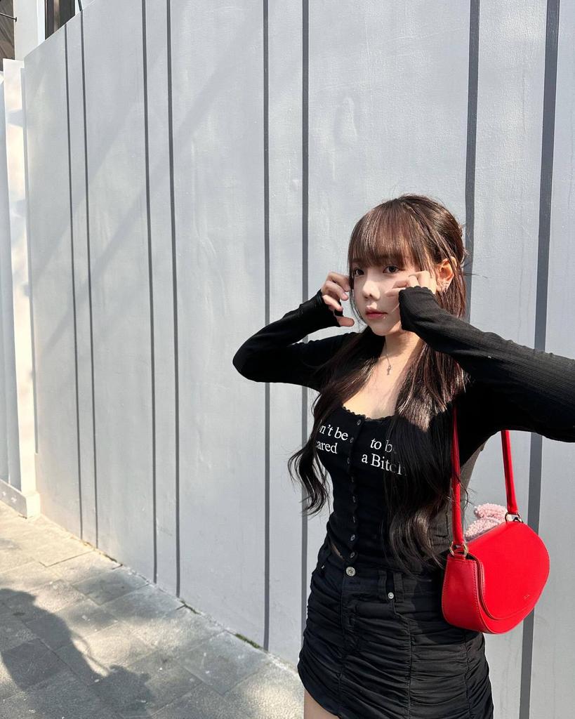 Non-Returnable Korean Spicy Girl Style Lace Trim Crop Top Cardigan