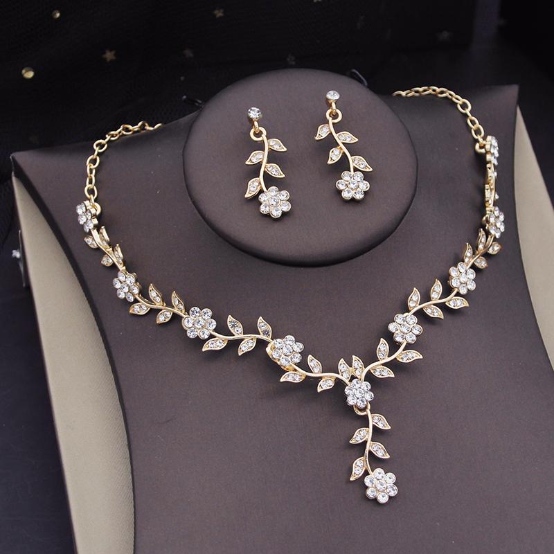 Luxury Tiaras Bridal Jewelry Sets for Women Flower Choker Necklace Sets Bride Crown Prom Wedding Jewelry Set Costume Accessory