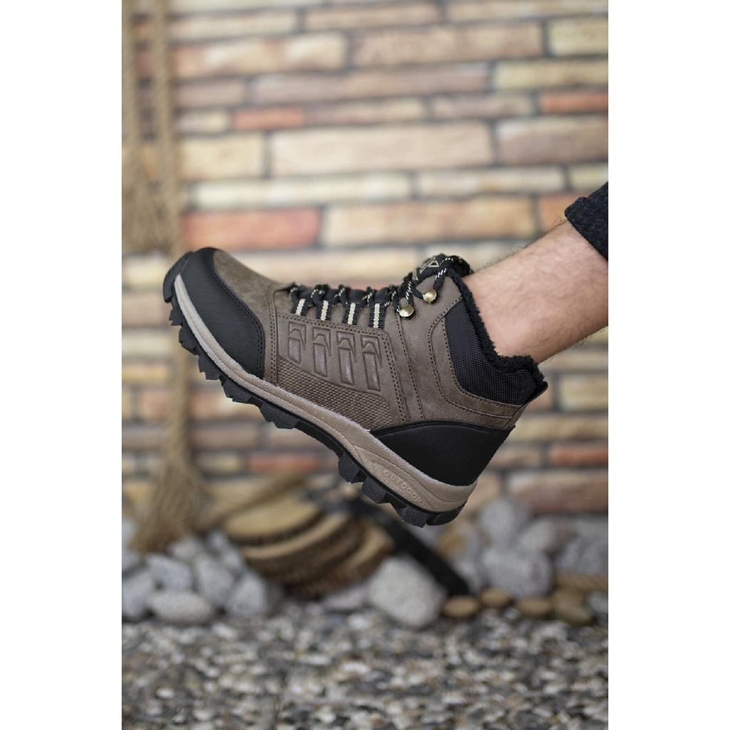 Black Unisex Fur Lined Boots 0012x6