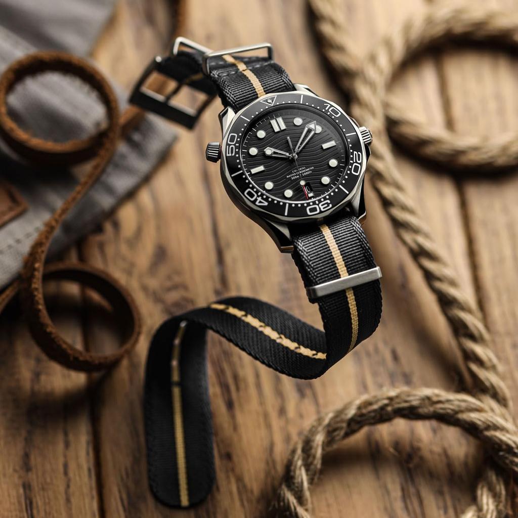 WatchGecko Swiss Quality Military Nylon Watch Band Stylish Durable Black Beige 20mm [WatchGecko] - - - & -