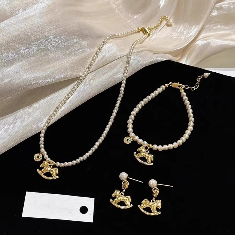 Pearl New Year Horse Earrings Pony Trojans Earrings Luxury Zircon Horse Pendant Necklace Wedding