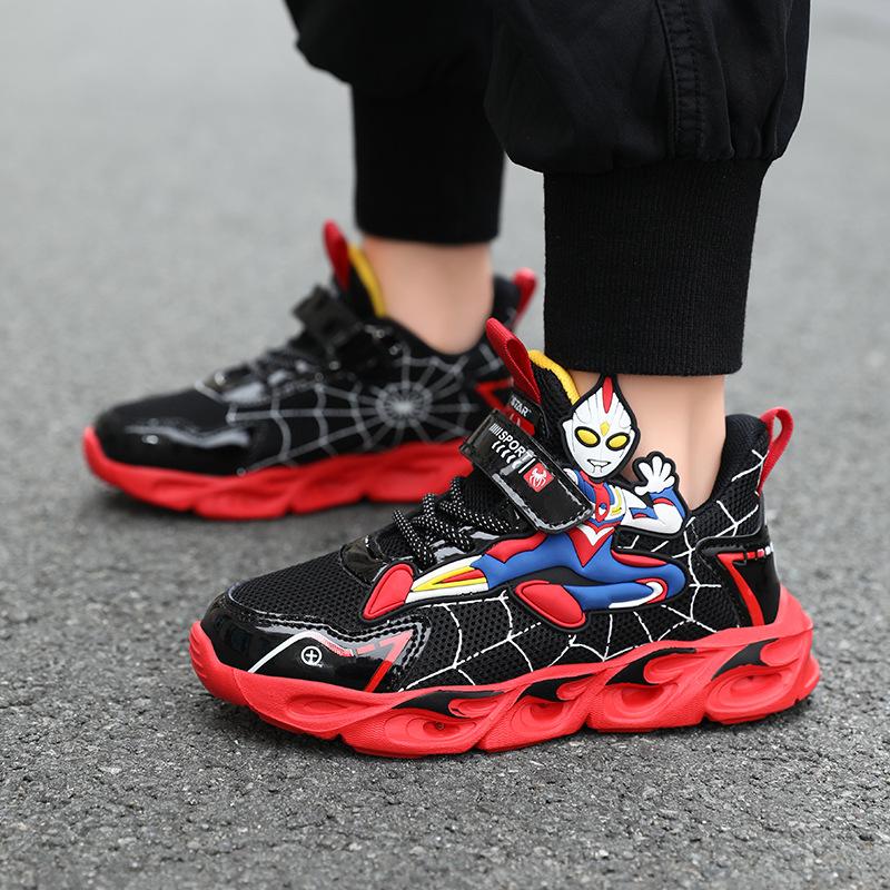 Klučičí boty Ultraman svítící boty síťované prodyšné 2025 nové dětské kreslené sportovní boty svítící běžecké boty vlna