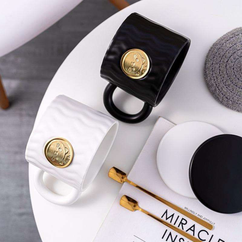 Nordic style ins creative relief wavy ceramic cup with lid household personalized simple coffee cup