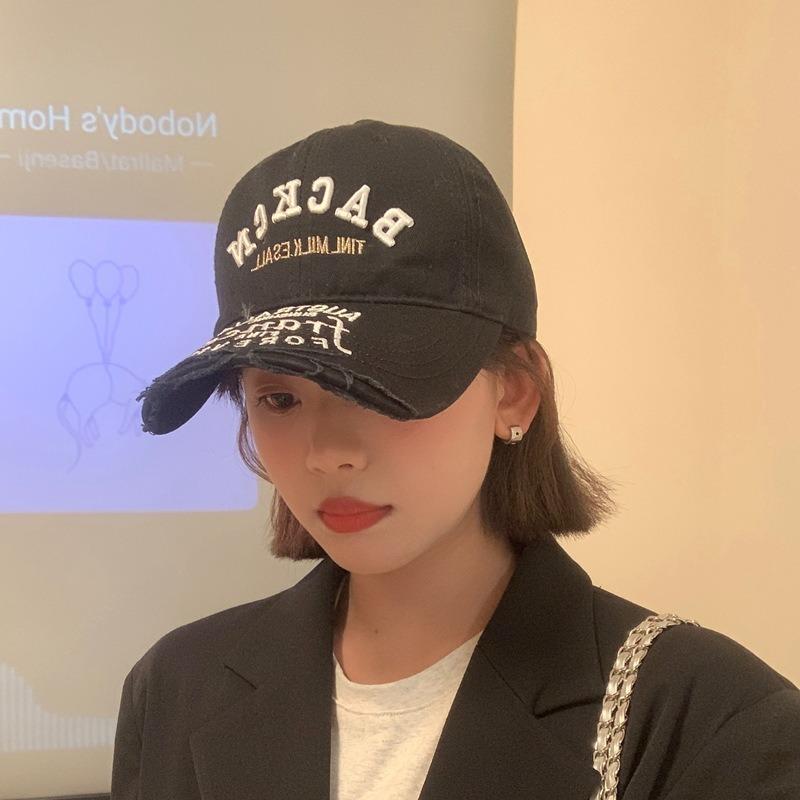 Niche edging letter embroidery baseball cap children's spring and summer face small casual versatile cap travel visor