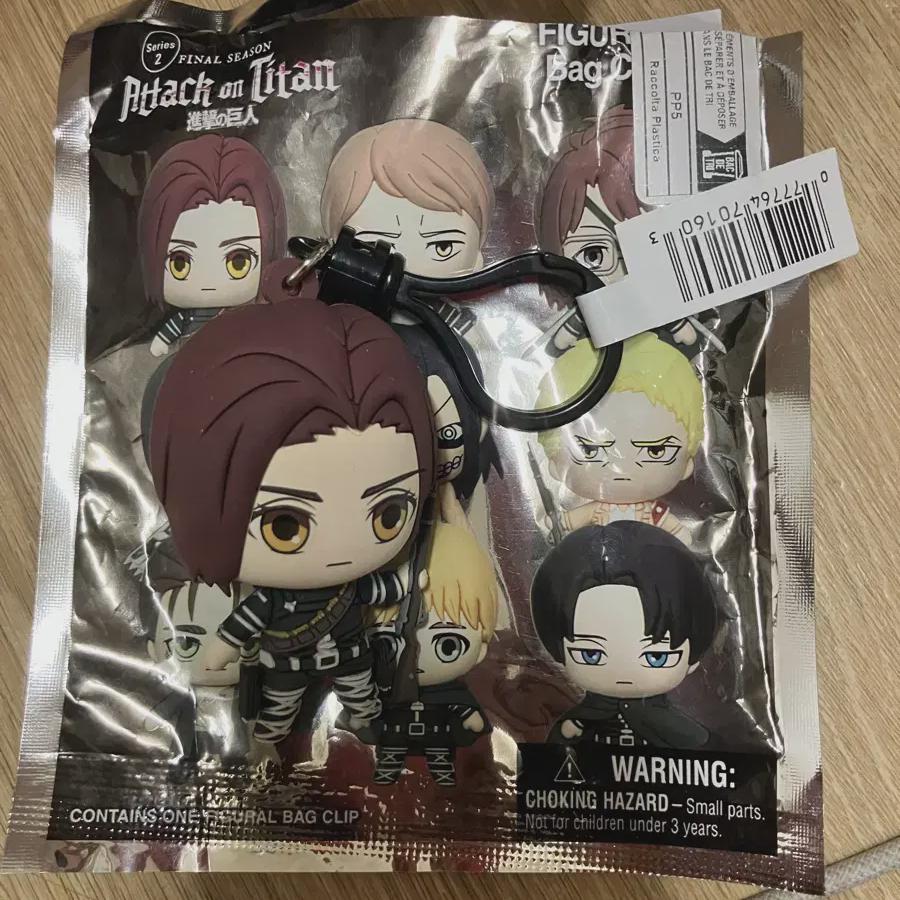 

Фигурка Саша с клипсой для крепления на спину из 2-го сезона финального сезона «Атаки титанов» для продажи