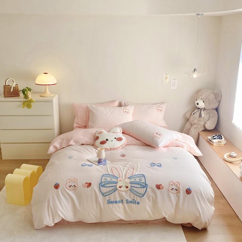 LISM Kids Butterfly Rabbit Cartoon Cotton 4-Piece Bedding Set