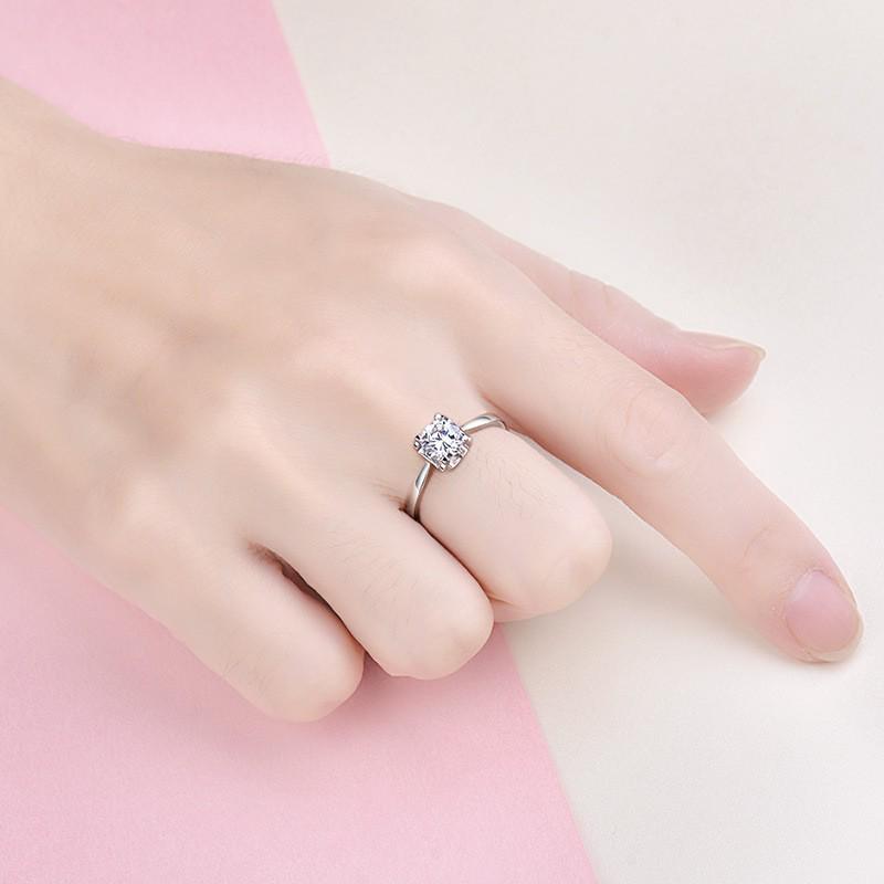 Klassischer Stierkopf Moissanit Verlobungsring, Sterling Silber S925, 1 Karat, Perfektes Geschenk für Freundin