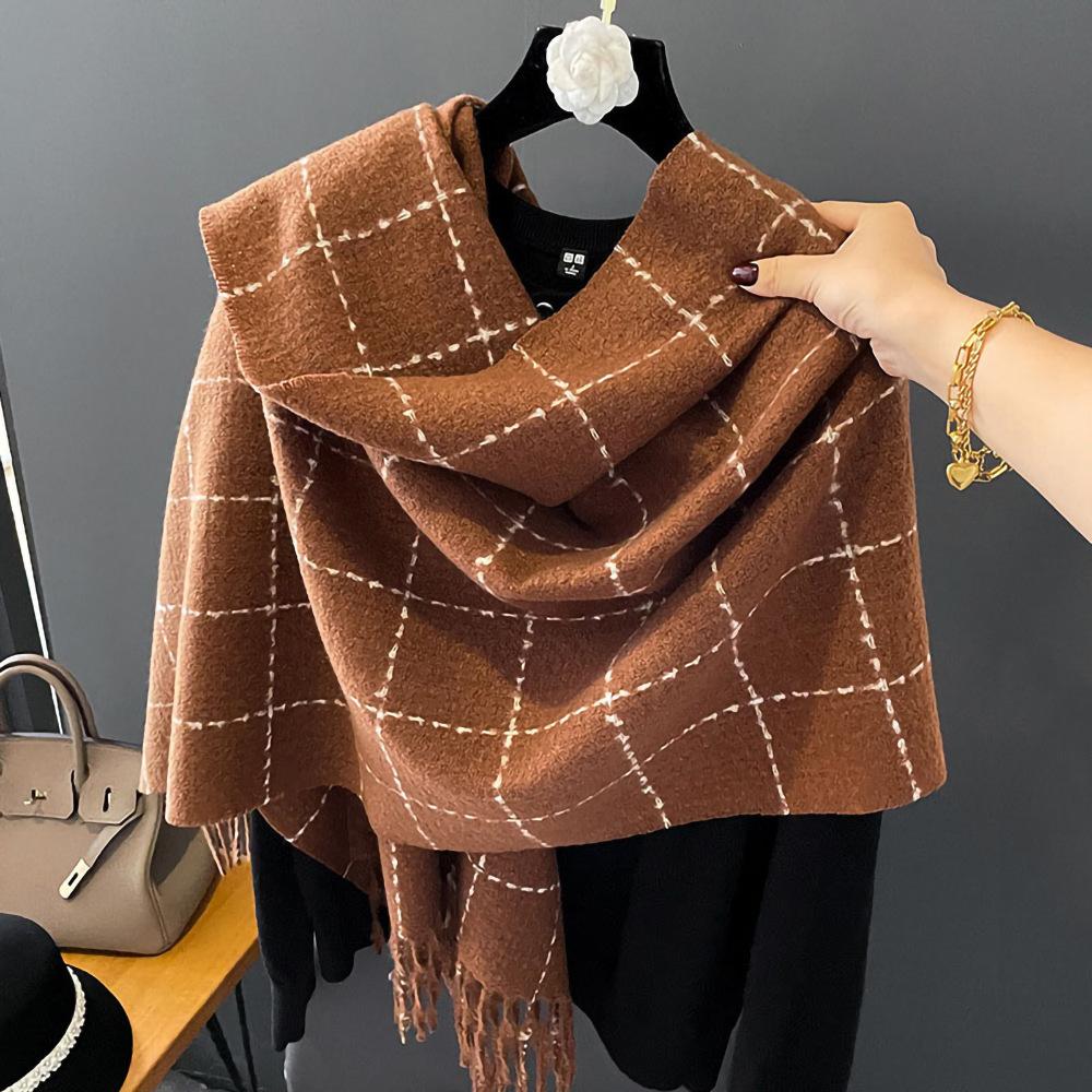 Dashed line black and white atmosphere high-end scarf couple scarf student autumn and winter new Korean warm scarf tide