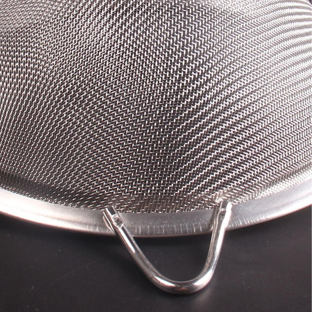 Stainless Steel Strainer Thickened Wide Oil Colander with Handle Kitchen Tool for Home