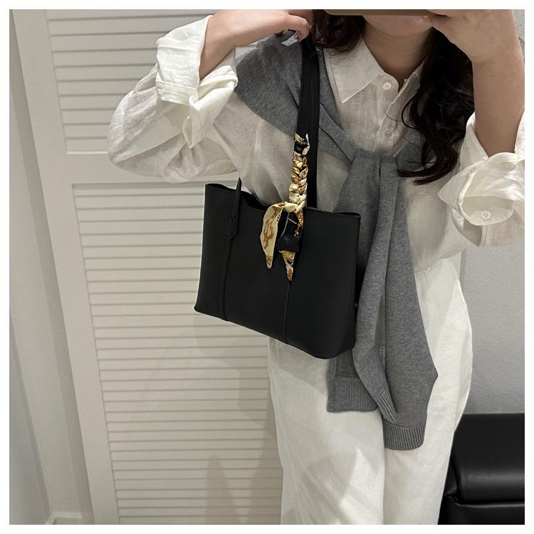 Schicke Retro Pendler Schulter- & Tragetasche für Studenten - Trendiges und vielseitiges Damenaccessoire