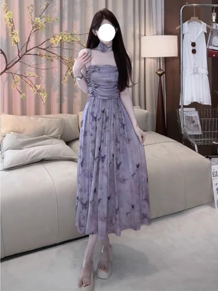 Summer Tea Break French Gentle Vacation Wind Floral Dress Salt Wear with Beautiful Floral Butterfly Suspender Skirt