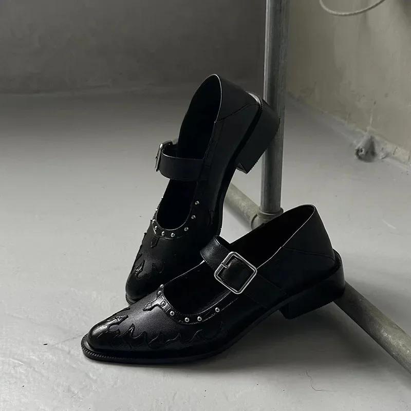 Mode Hochwertige Leder Damenschuhe Sexy Spitzschuh Metallschnalle Mary Jane Schuhe für Frauen Punk Schwarz Elegante Frau Stöckelschuhe