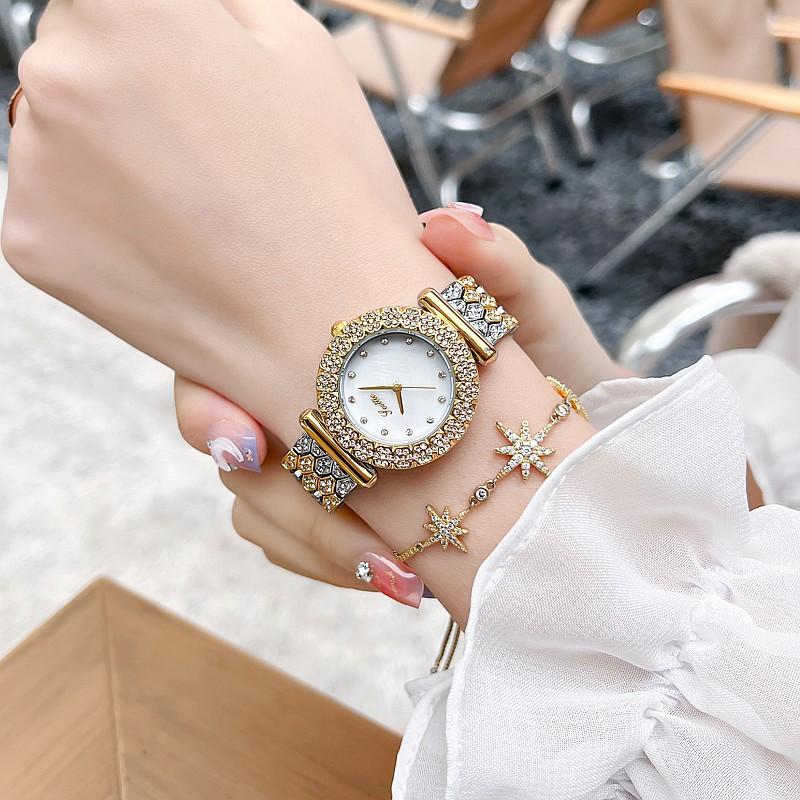 Fashion Steel Belt With Diamonds, Wind Temperament, Personality Trend, Casual Women'S Watch, Female Shell Chassis
