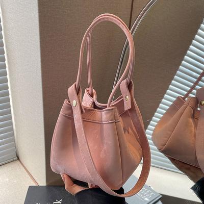 Stylish and Simple Handbag Bag Women's 2025 New Spring and Summer Foreign Style Underarm Bucket Bag Ins Shoulder Bag Tide