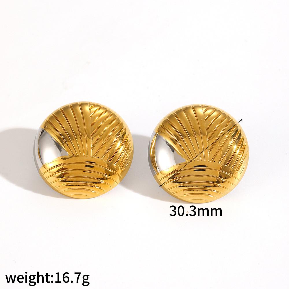 Boucles d'oreilles géométriques modernes en acier inoxydable pour femmes avec surface plaquée et look élégant