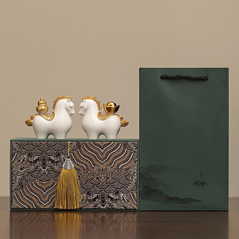 Horse Ornament for Prosperity, Handcrafted Resin Table Décor with Spinnable Gold Ingots and Gourds, Fortunate Feng Shui Present