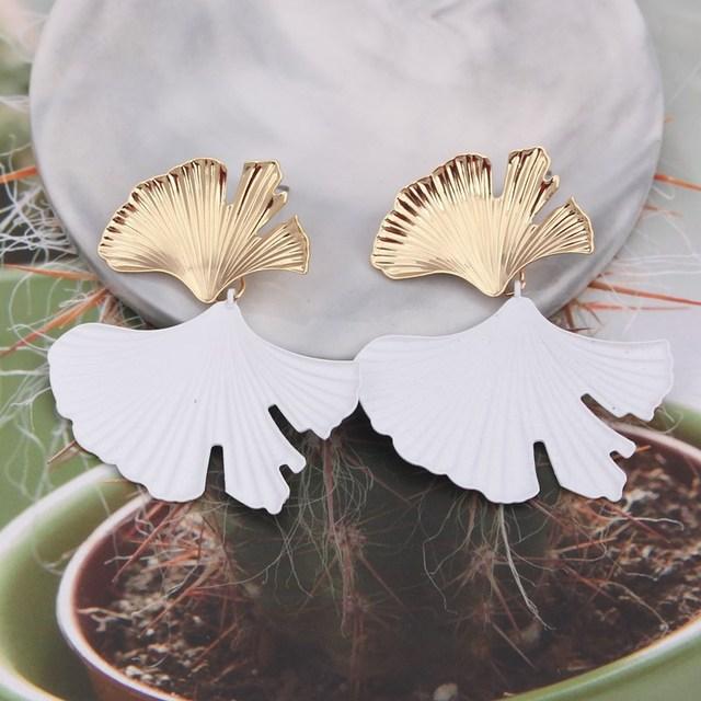 Fashion Geometric Gold Color Ginkgo Biloba Leaf Shape Drop Earring Creative Personality Simple Punk Woman Dangle Earring Jewelry