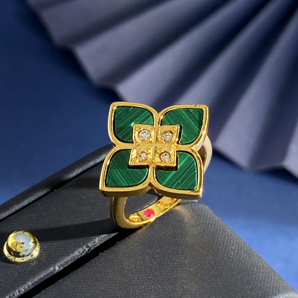 ] Multi-colored Four-leaf Clover Hollow Ring, Four-petal Flower Diamond Ring, Gold-plated Process, Advanced Texture