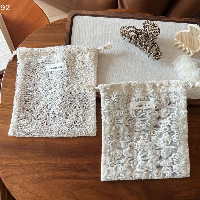 Earphone and Cable Organizer with Drawstring Closure, Multi-purpose Fabric Bag with Vintage Lace Design, Perfect for Travelling