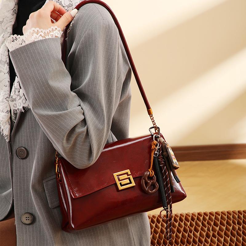 Red bag women's high-end atmosphere bridal wedding bag daily available armpit bag niche design messenger bag women