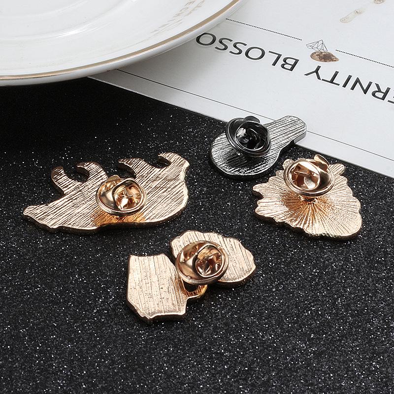 Harajuku Style Cartoon Phonograph Brooch Set – Unisex Clothing Accessories Badge