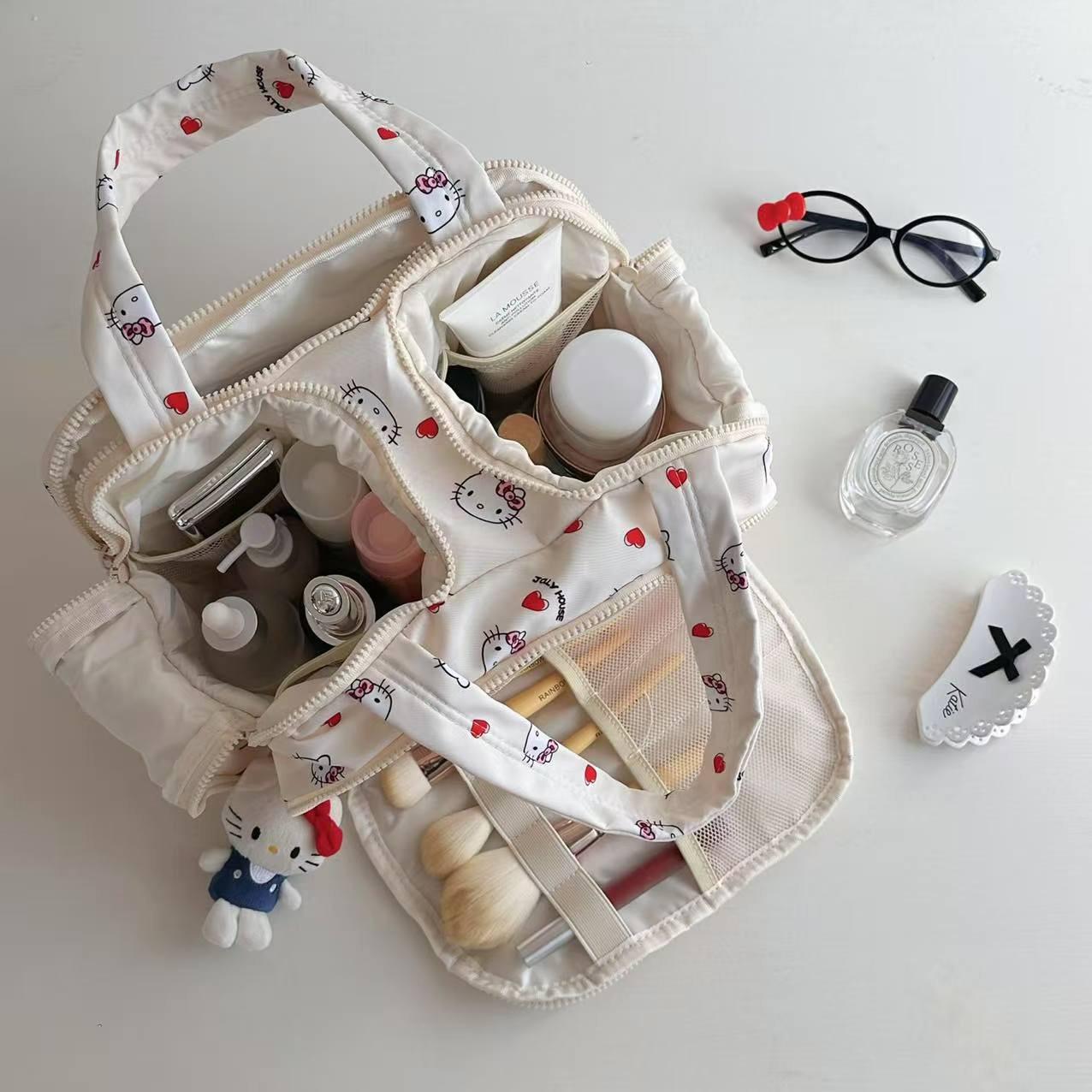 

Легкая дорожная косметичка с большим отверстием - пушистая косметичка для хранения