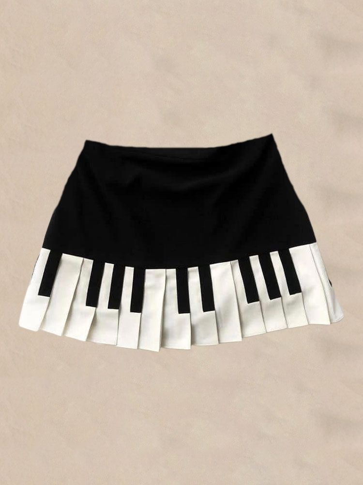 Black and white splicing contrasting color pleated skirt women s new retro niche design skirt short skirt S