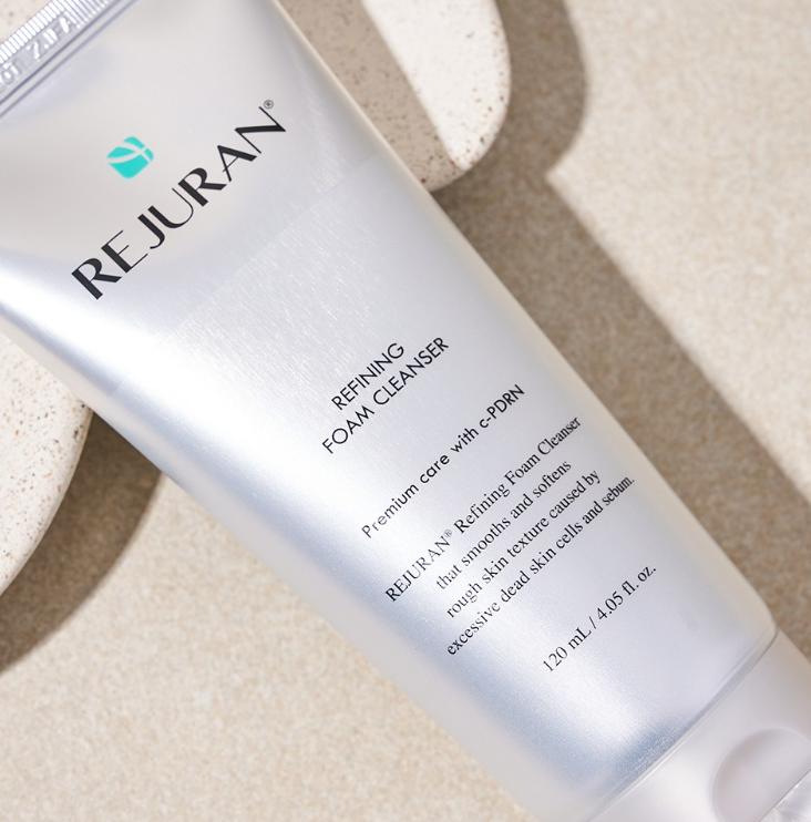 Gentle Refining Foam Cleanser for Smooth and Clear Skin