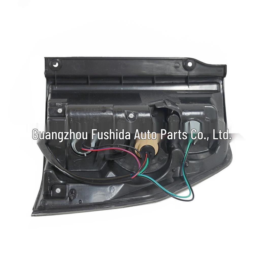 Mitsubishi Pajero V97/Shogun/Montero MK IV Tail Light 8330A597