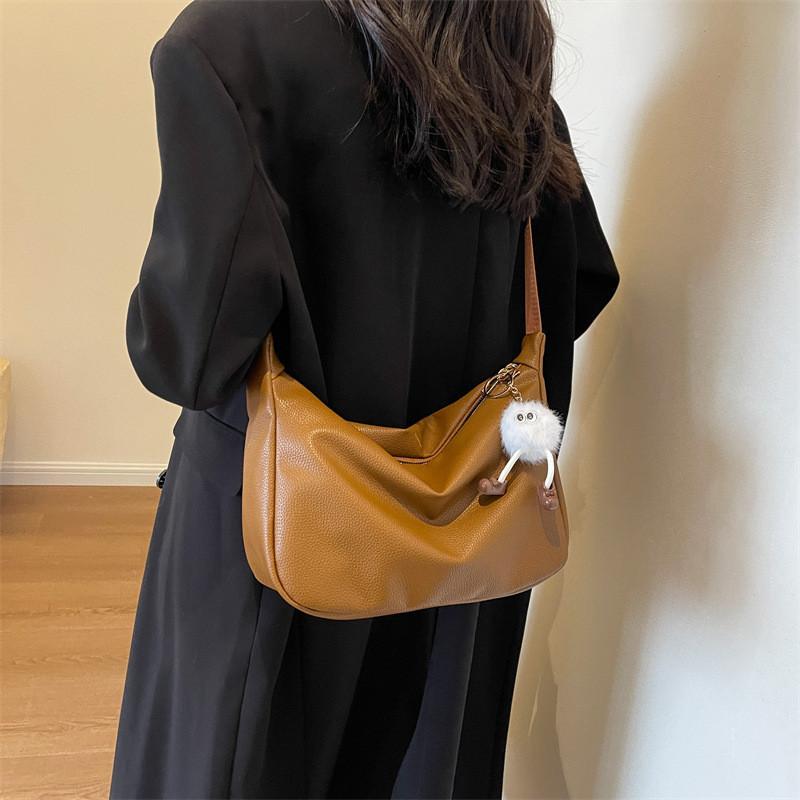 Trendige Street Style Umhängetasche Damen 2023 Neue Wintermode Einfache Crossbody-Tasche Lässige Vintage-Tasche