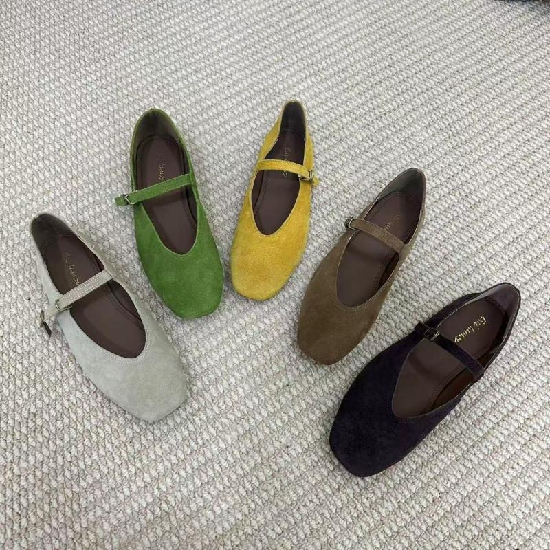 Women Soft Leather Flats Round Toe