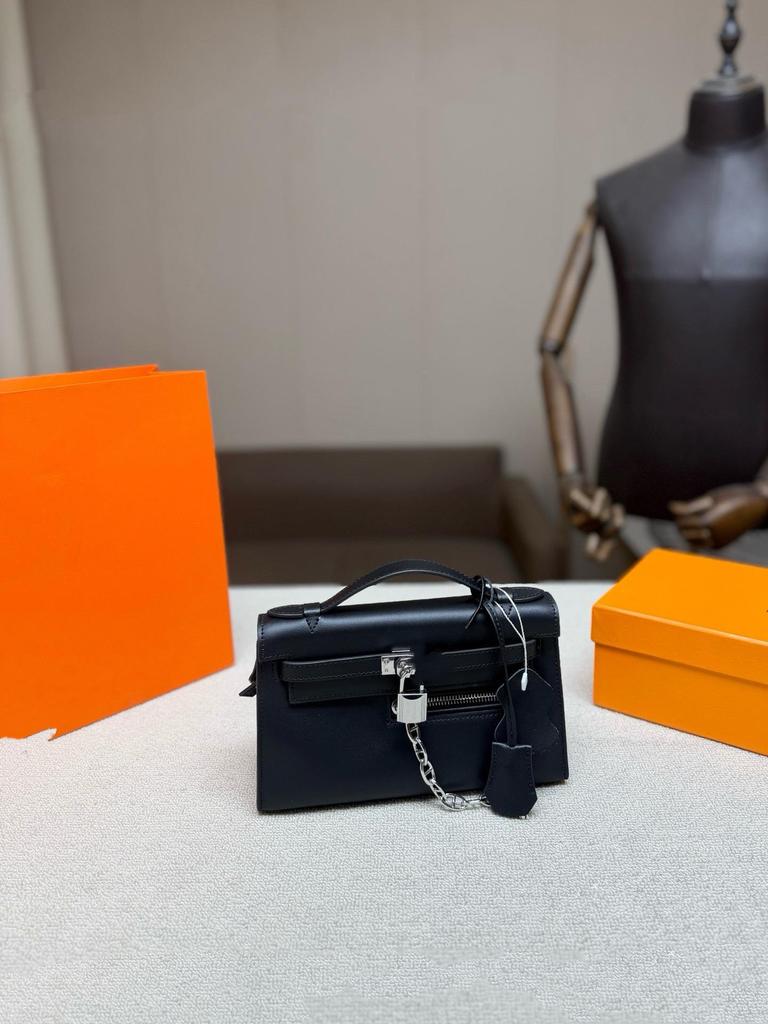 Elegant Light Luxury Chain Bag: Women's Versatile Shoulder/Crossbody Handbag for Travel and Parties