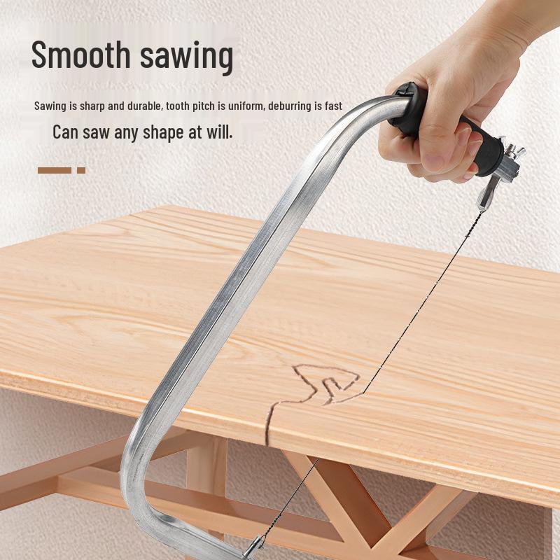 Ferăstrău de mână cu arc: Unealtă Compactă cu Sârmă pentru Prelucrarea Lemnului pentru Uz Casnic