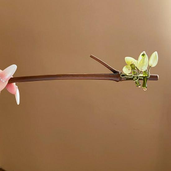 Elegant Pearl Tassel Butterfly Hairpin: Rhinestone-Embellished Chinese Style, Versatile and Luxurious Hair Clip