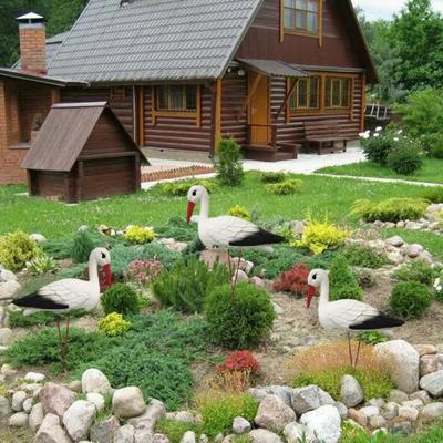 Imituota gyvūno dekoracija lauko sodui, tikroviška balto gyvūno dervos skulptūra, atspari oro sąlygoms vejos ornamentas