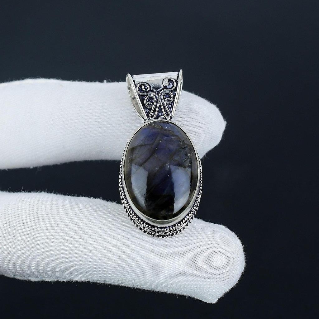 Natural Labradorite Gemstone Silver Pendant in 925 Sterling Silver - Handmade Oval Design, Everyday Wear Jewelry Birthday Gift