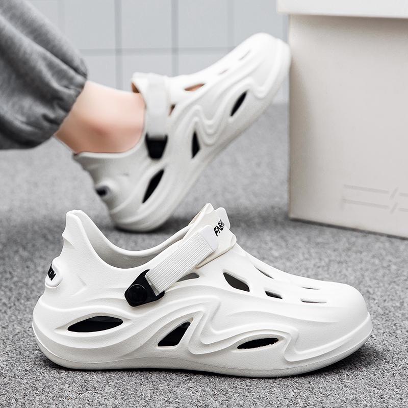 Fashion Men's Outdoor Slippers Sandals Beach Comfortable Slides Soft Clogs Men Casual Garden Shoes NEW Men Women Beach Sandals Slippers