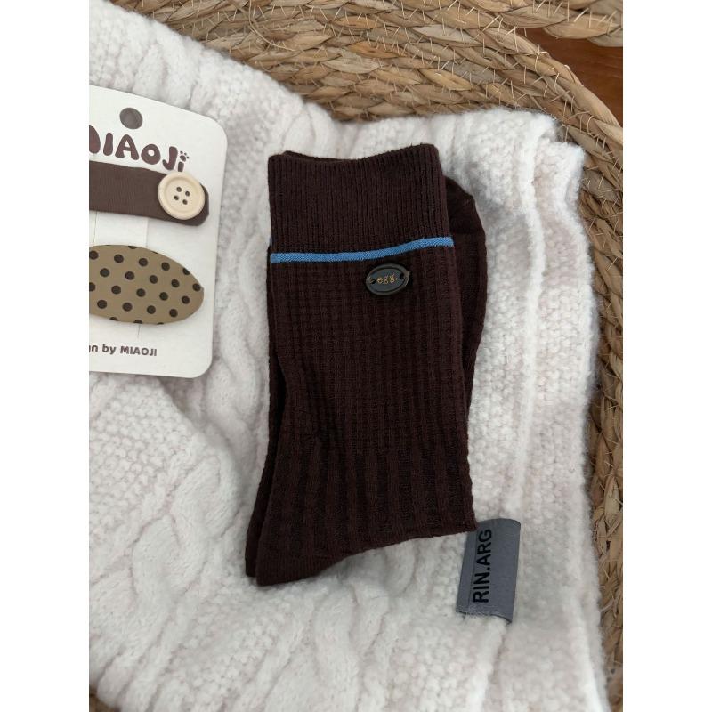 Ladies Spring and Autumn Vintage Button in The Drum Pile Cotton Socks