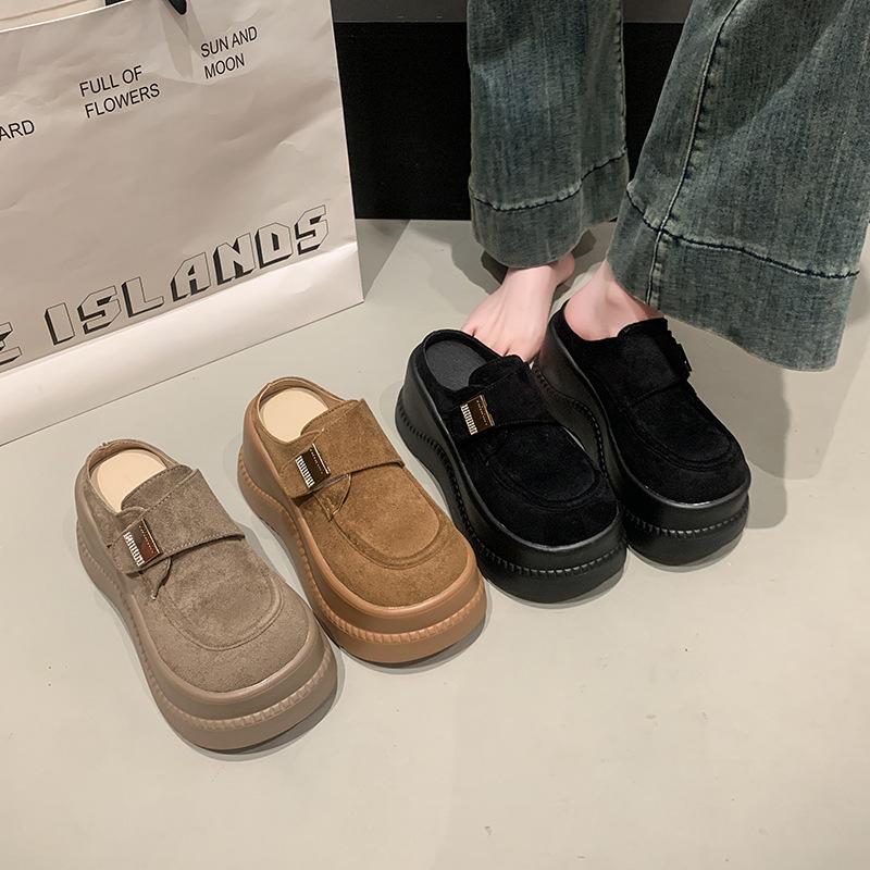 2025 spring new small muffin slippers women wear a pedal thick-soled retro bag head half slippers niche