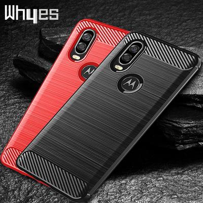 Whyes Silikonhülle für Moto One Vision Motorola P50, stoßfest, mit Karbonfaser, weiches TPU, Handyhülle für Moto P50