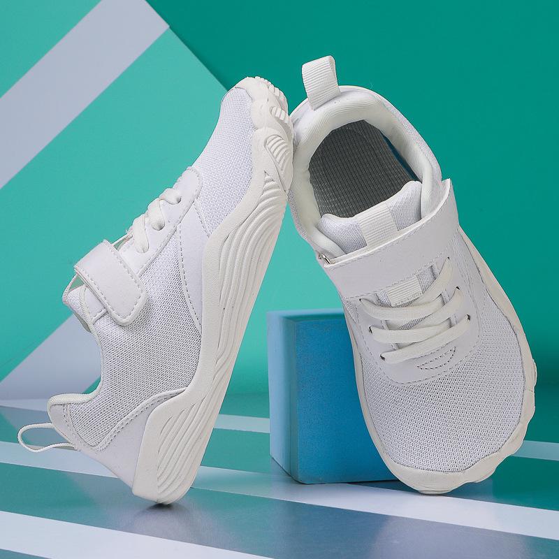 2026 Kids' Breathable Mesh Sports Shoes: Wear-Resistant, Soft Sole, Ideal for Spring, Summer, Autumn Running and Outdoor Play.